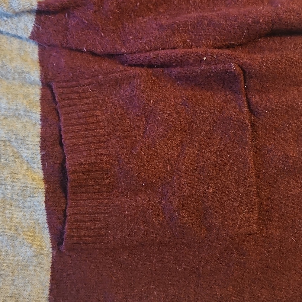 Cardigan - Picture 3 of 3